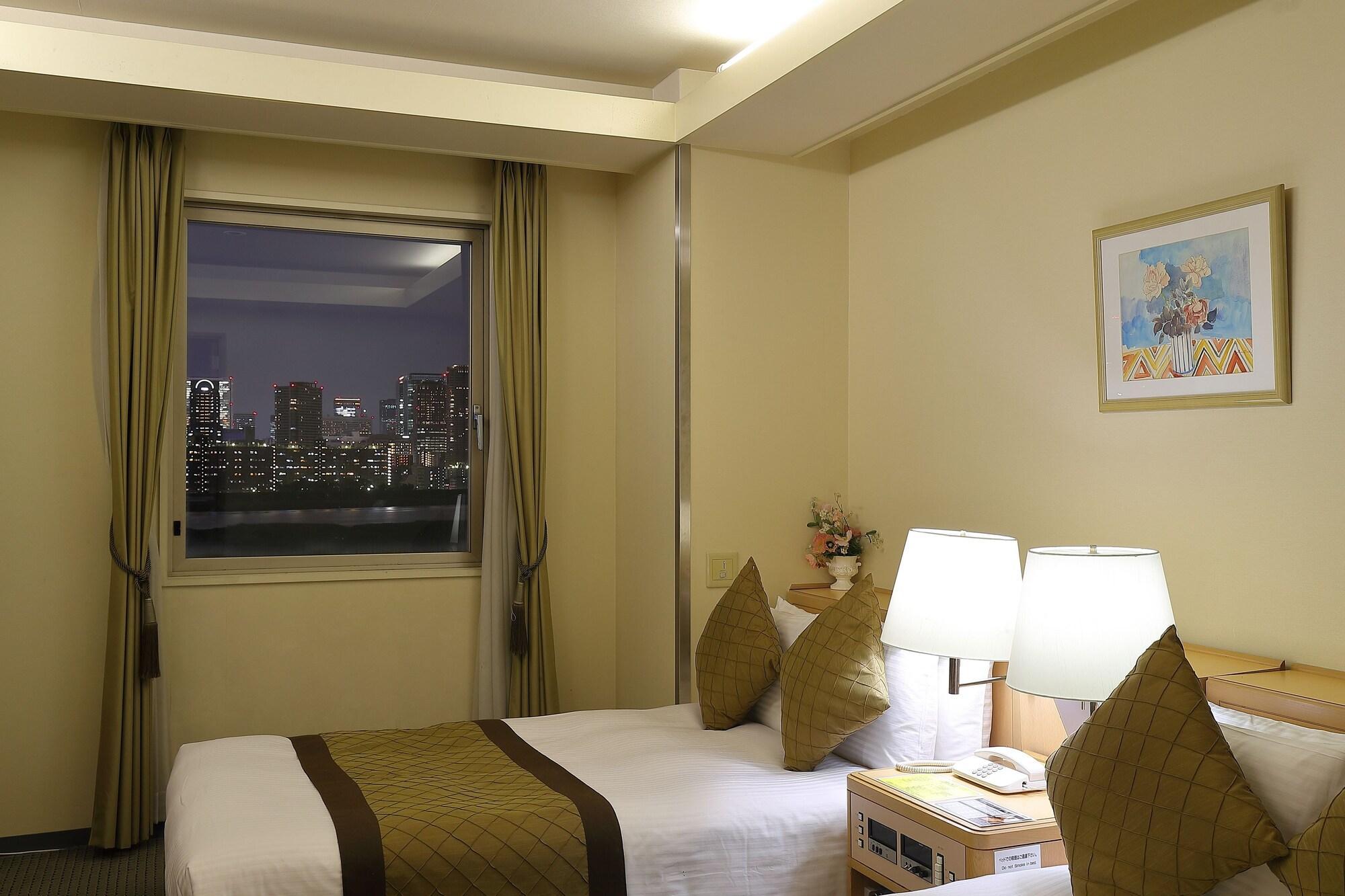 Surestay Plus Hotel By Best Western Shin-Osaka Esterno foto