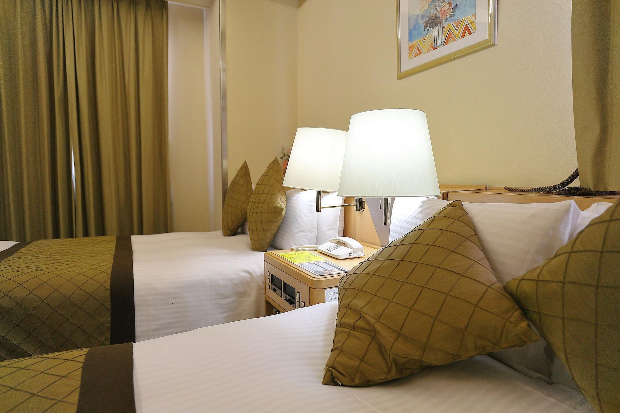 Surestay Plus Hotel By Best Western Shin-Osaka Esterno foto