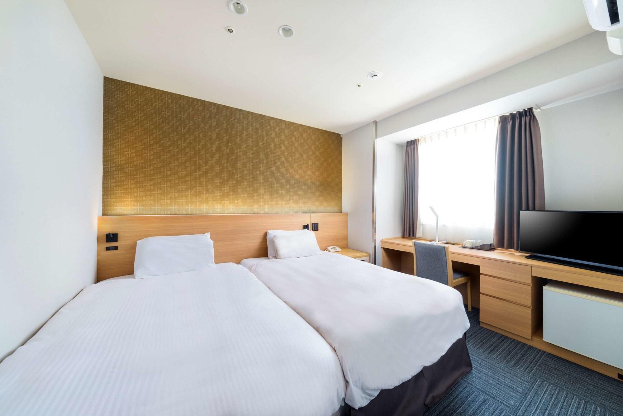 Surestay Plus Hotel By Best Western Shin-Osaka Esterno foto