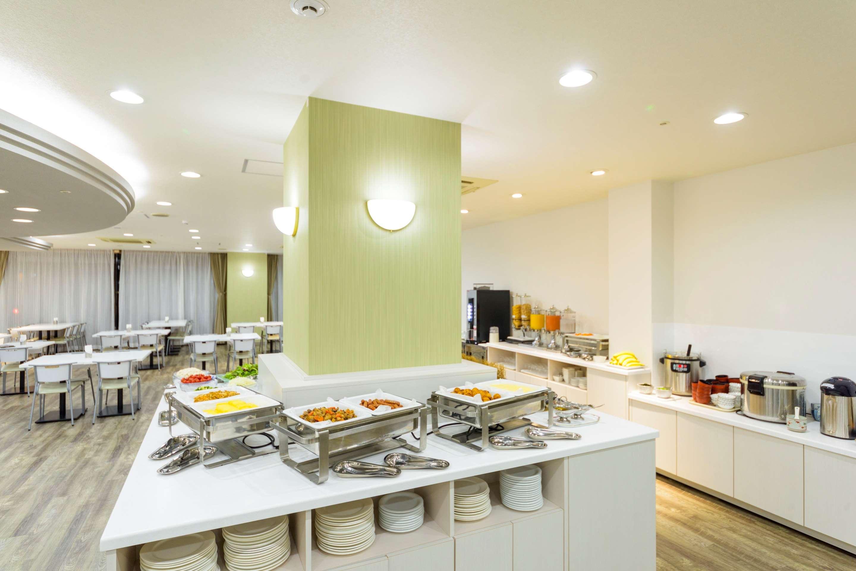 Surestay Plus Hotel By Best Western Shin-Osaka Esterno foto