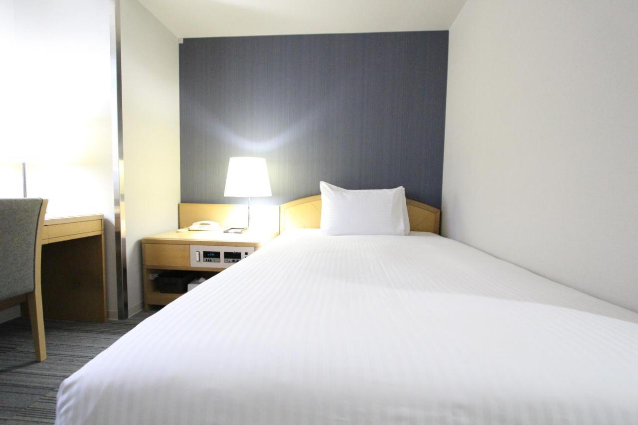 Surestay Plus Hotel By Best Western Shin-Osaka Esterno foto